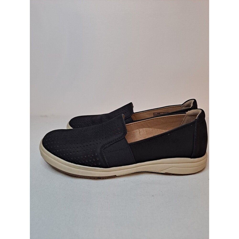Earth Origins Women’s Elin Sneakers Size 6M Black Suede Laser Cut